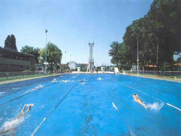 Piscina di via Roma